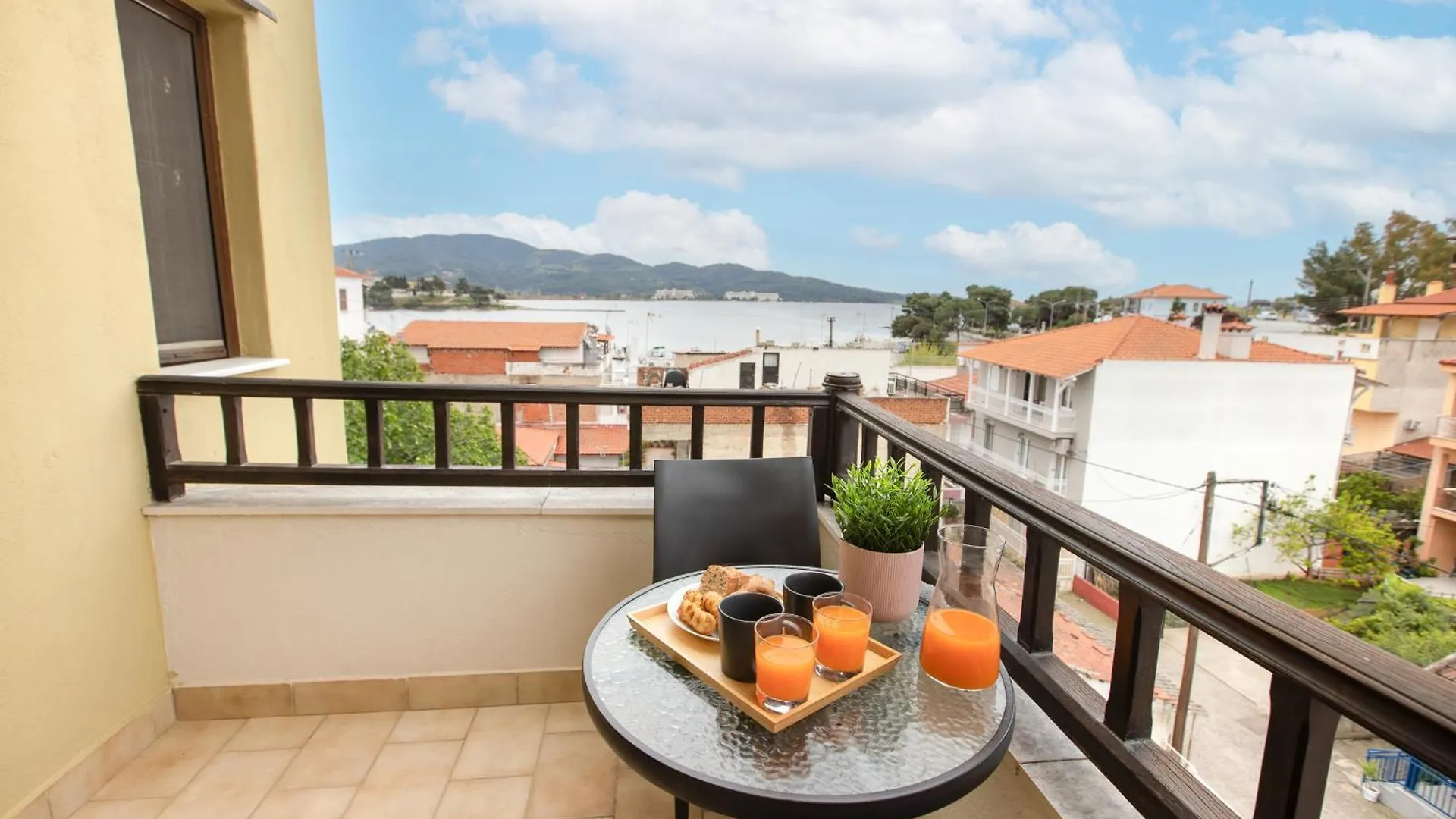 Anastasiadis House Neos Marmaras
