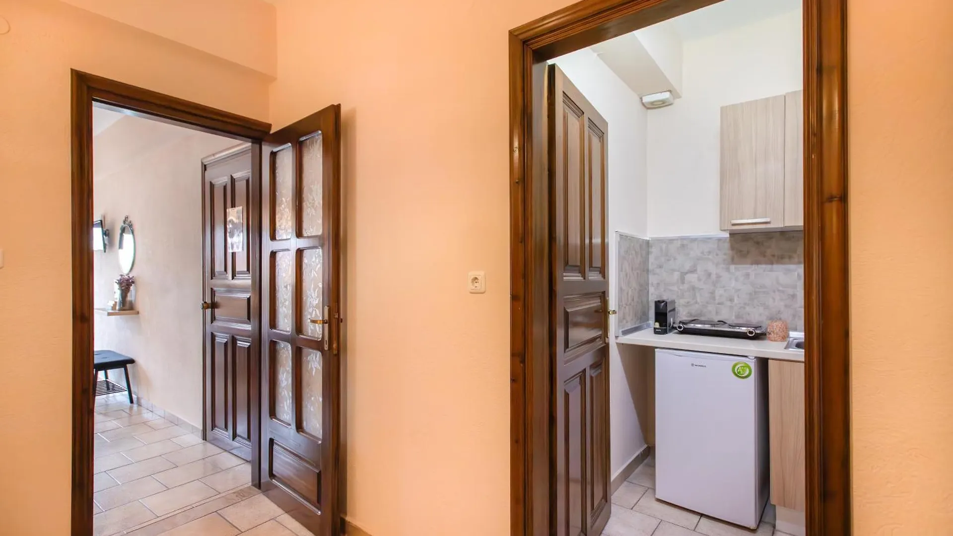 Apartment Anastasiadis House Neos Marmaras
